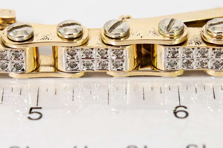 Breathtaking 1.00CTW Diamond Motorcycle Chain Bracelet in 14KT Yellow Gold