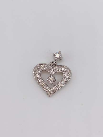 14kt Gold & Diamond Heart Pendant