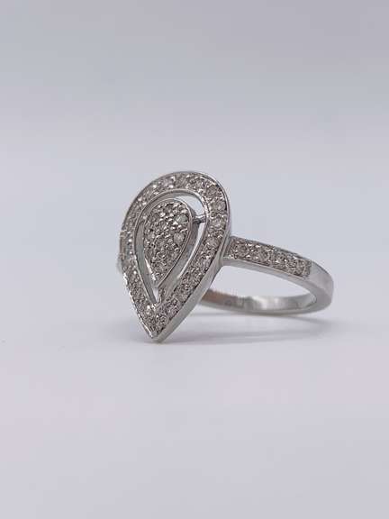 14kt White Gold Diamond Engagement Ring