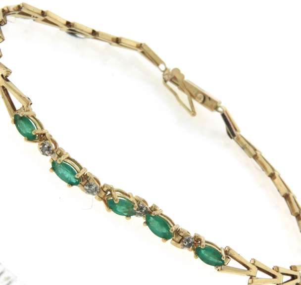 Handsome Emerald and Diamond Yellow Gold Bracelet