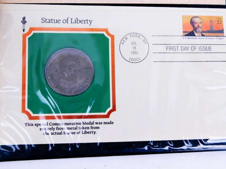 Statue of Liberty Commemorative Medal w/COA