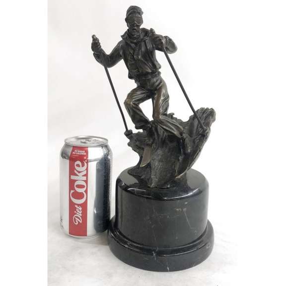 Hot Cast Sport Trophy Young Man Playing Ski Bronze Museum Quality Artwork figure