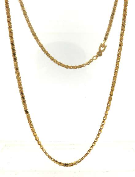 POwerful 22kt Double Sided Oval Link Necklace