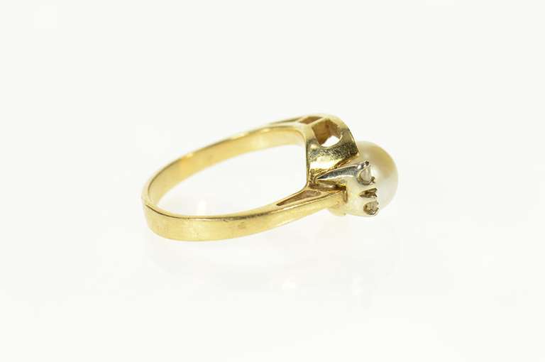10K Yellow Gold Retro Pearl CZ Accent Bypass Classic Ring