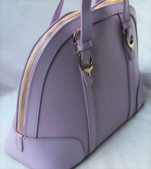 Timeless Stylish Designer Style Hand Bag