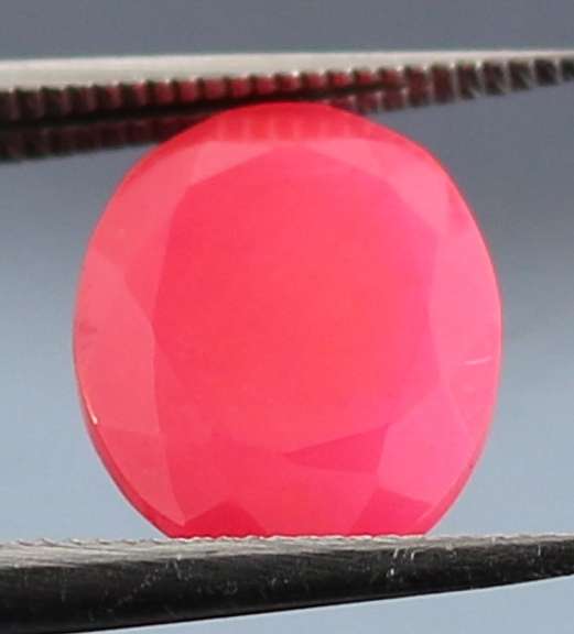 Gorgeous 1.62ct faceted flamingo pink Opal