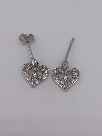 14kt White Gold Diamond Earrings
