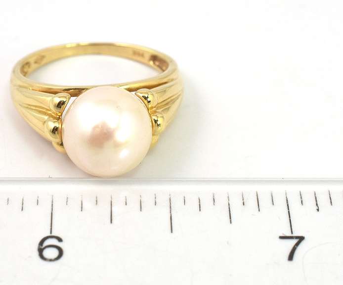 Classy 10mm Pearl Ring in 14KT Yellow Gold