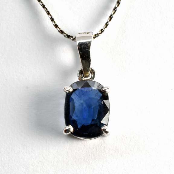 Elegant Sapphire Pendant on 18k WG Necklace