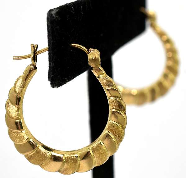 Neat Textured Hoop Earrings in Yellow Gold