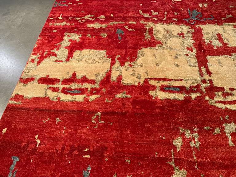 EYE CATCHING MODERN RUG 5x8