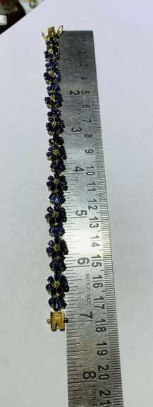 22.0 Carat Blue Sapphire Bracelet in 14kt Gold