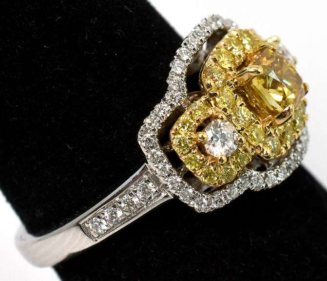 Extravagant White & Yellow Diamond Ring in 14KT White Gold