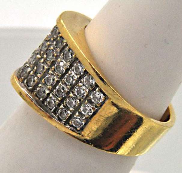 Dome Style Diamond Ring in 18kt Gold