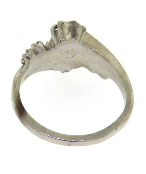 Beautiful White Gold Red Stone Cocktail Ring