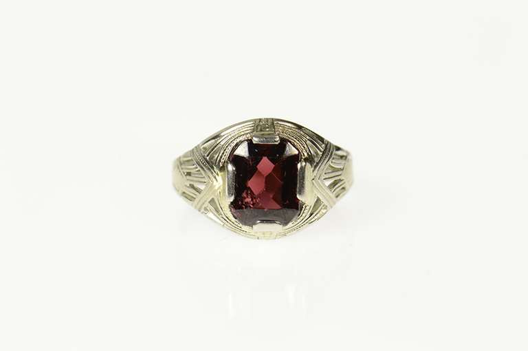 10K White Gold Art Deco Emerald Syn. Garnet Ornate Filigree Ring