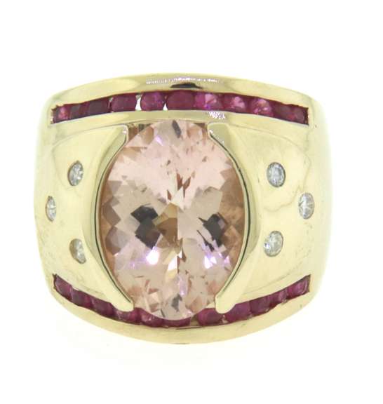 Graceful Yellow Gold Oval Morganite and Diamond Ring
