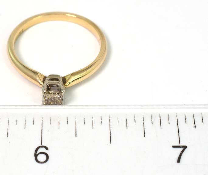 Lovely 0.27CT Champagne Diamond Ring in 14KT Yellow Gold