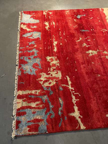 EYE CATCHING MODERN RUG 5x8
