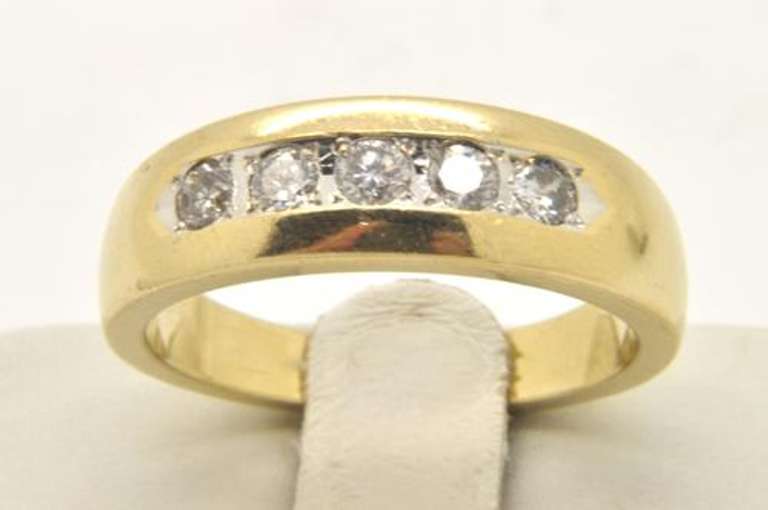 MENS 14 KT DIAMOND RING / BAND