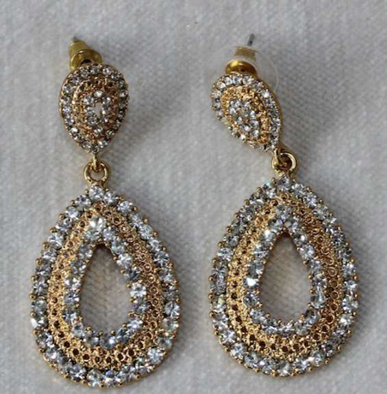 Sexy Pair of Fashion Design Earrings