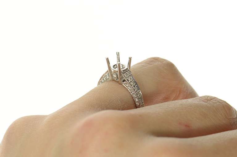 18K White Gold 0.22 Ctw Diamond 7mm Engagement Setting Ring