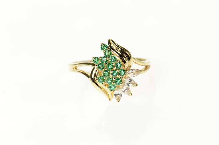 14K Yellow Gold Retro Classic Syn. Emerald CZ Cluster Statement Ring