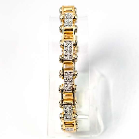 Breathtaking 1.00CTW Diamond Motorcycle Chain Bracelet in 14KT Yellow Gold