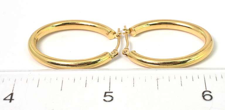 14KT Oval Shaped Earrings
