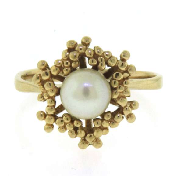 Fancy Yellow Gold Pearl Ring with Border
