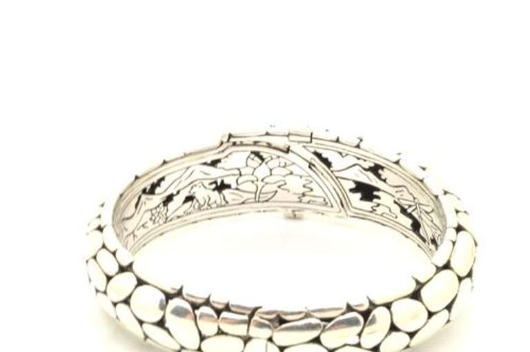 JOHN HARDY WIDE KALI BANGLE OVERLAP