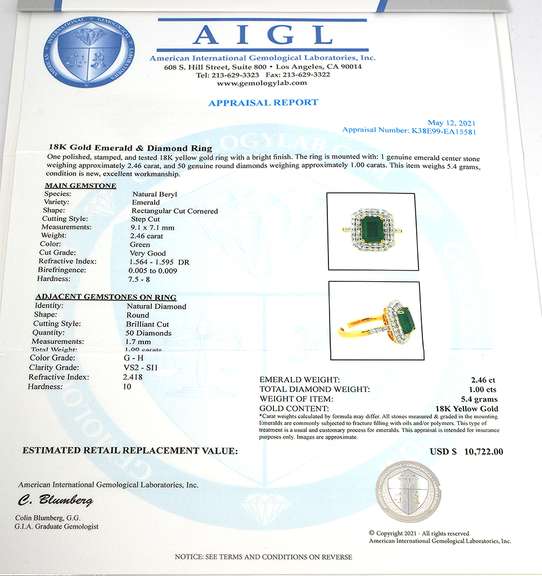 Charming Emerald & Diamond Ring in 18KT Yellow Gold