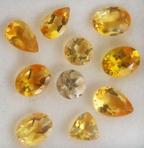 Glittering 9.35ct 10 piece assorted Citrine parcel