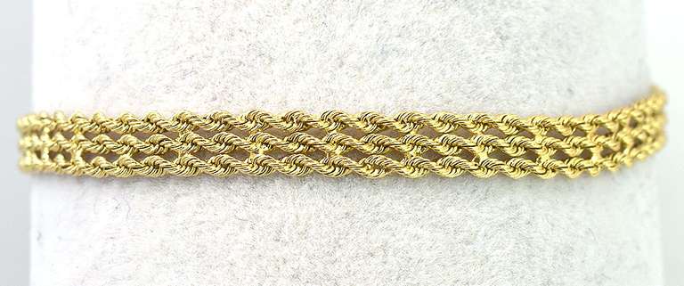 Lovely Chain Bracelet in 14KT Yellow Gold