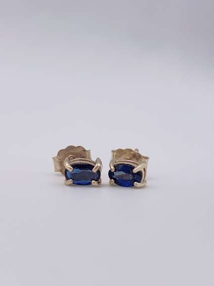Blue Sapphire Earrings in 14kt Solid Yellow Gold