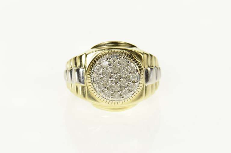 10K Yellow Gold Round Retro Classic Diamond Cluster Ring
