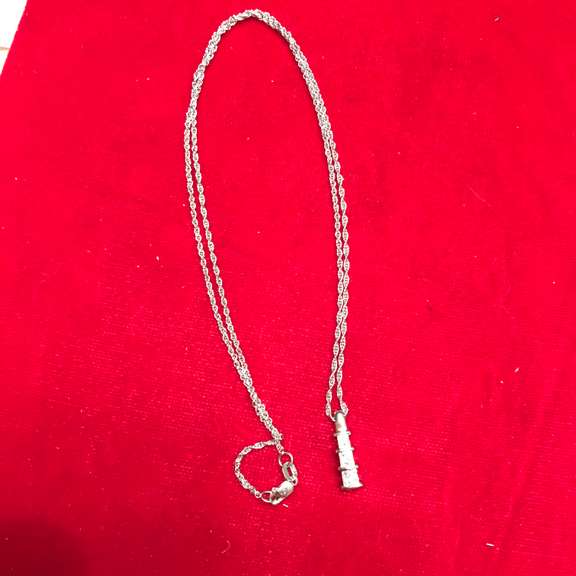 14K WHITE GOLD CHAIN WITH DIAMOND PENDANT