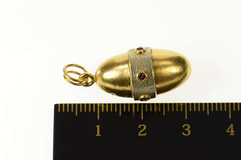 18K Yellow Gold 1940's Banded Egg Lozenge Statement Charm/Pendant