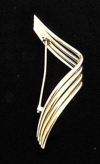 Elegant 14kt Yellow Gold Wave Design Brooch