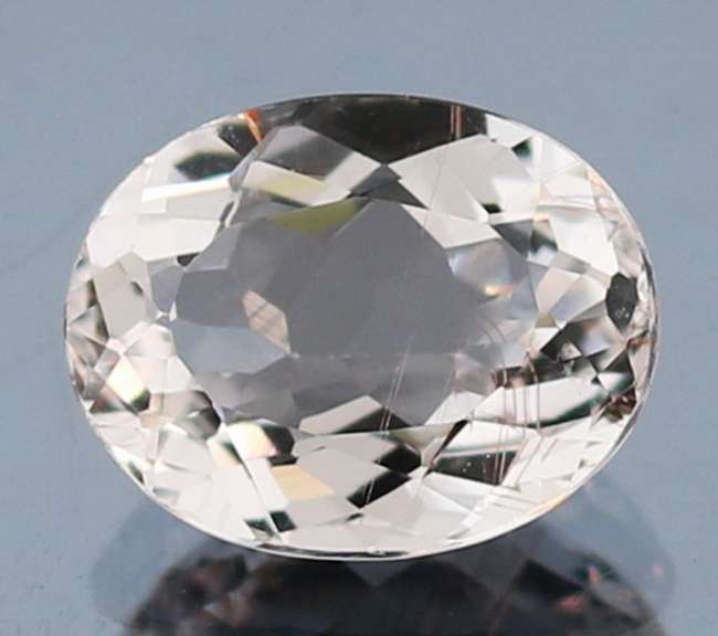 Gorgeous 6.07ct diamond white Topaz