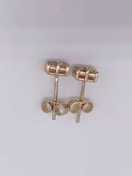 14kt Gold Diamond Earrings
