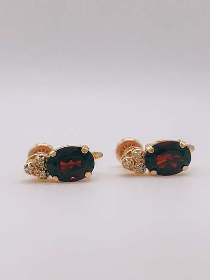 14kt Yellow Gold Earrings