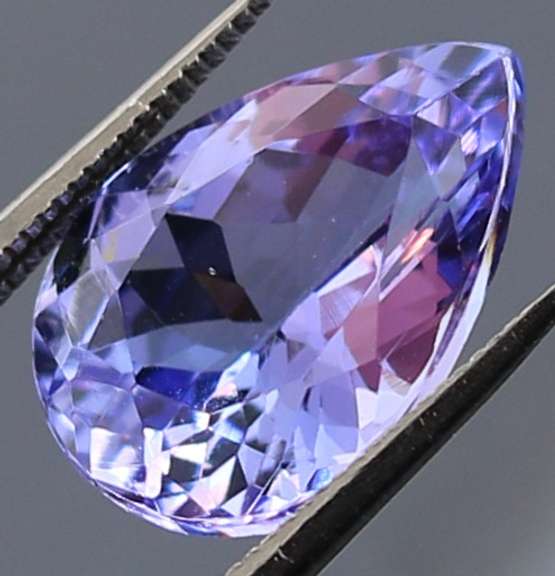 Gorgeous blue violet 5.02ct Tanzanite
