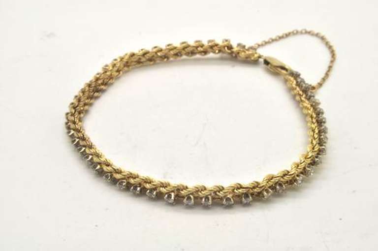 LADIES 14 KT DIAMOND BRACELET