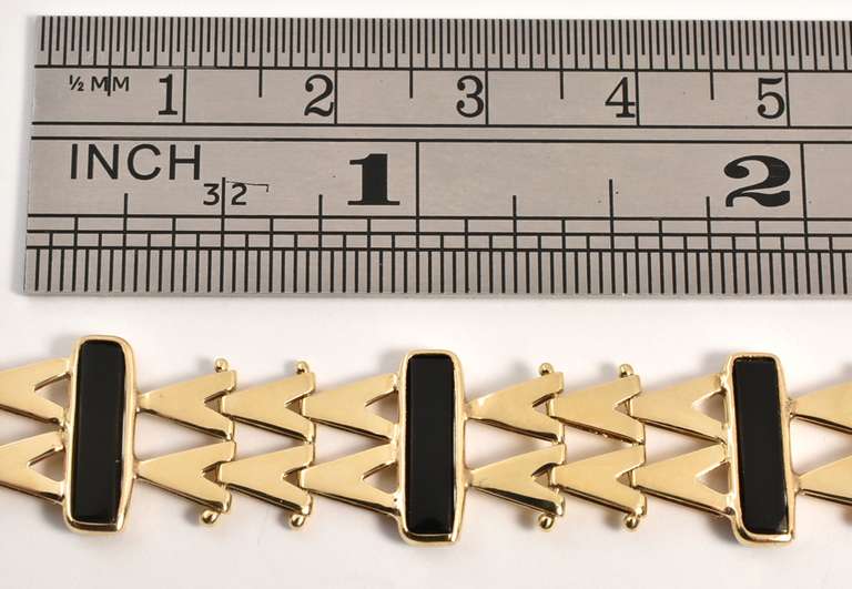 Stylish Black Onyx Gold Bracelet