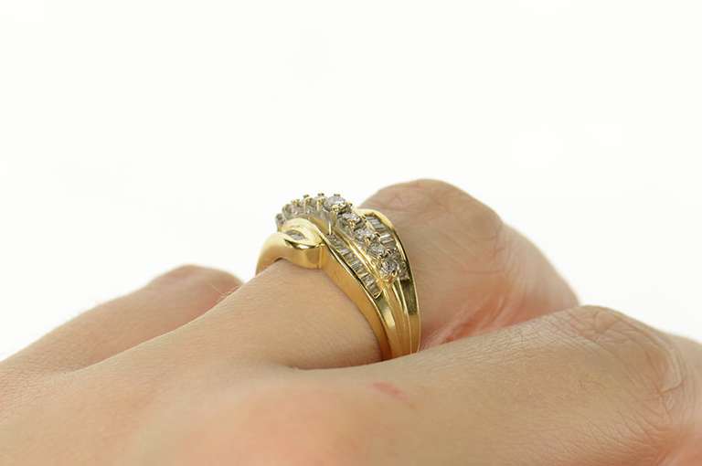14K Yellow Gold 1.00 Ctw Wavy Diamond Tiered Statement Ring
