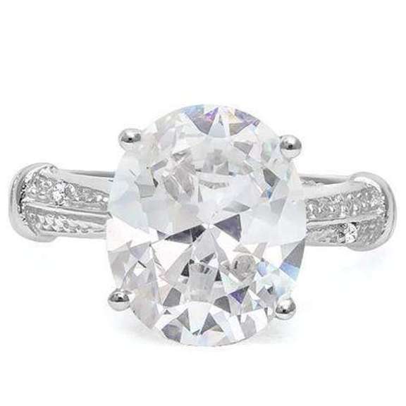 5.16 CT WHITE TOPAZ & DIAMOND RING
