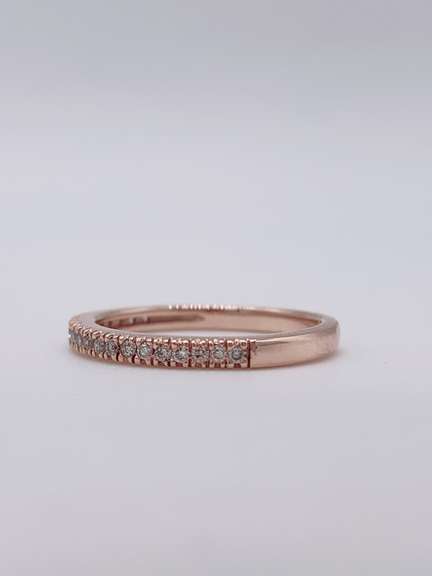 14kt Rose Gold & Diamond Band