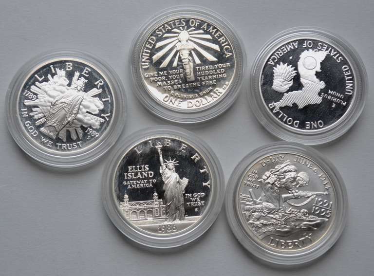 5 Modern Comm Silver Dollars