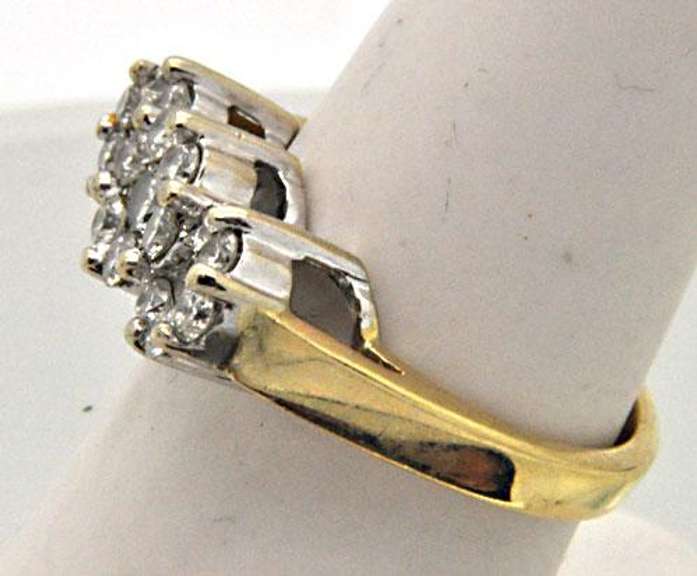 LADIES 14KT GOLD RING